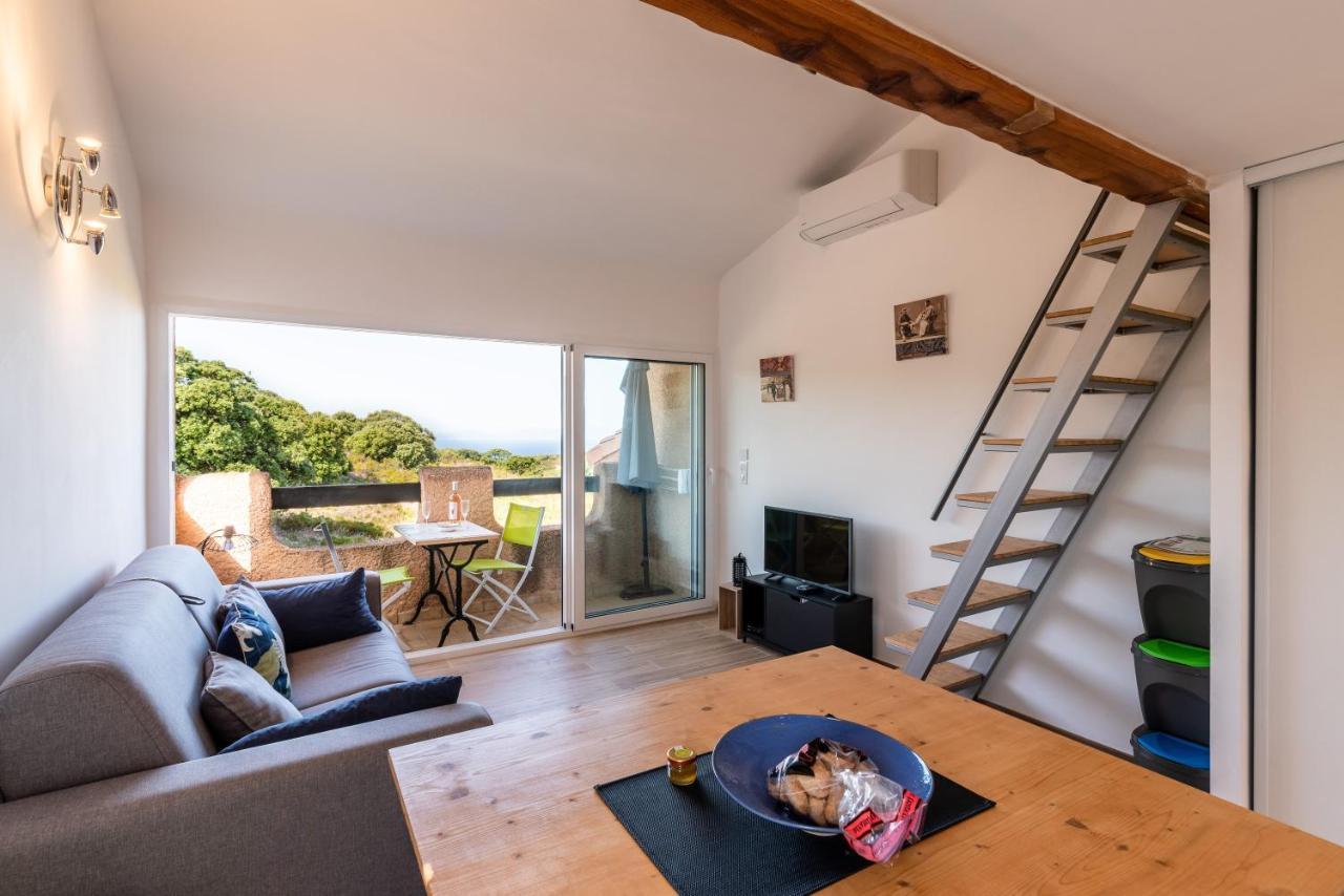 Ambroggio - Grand Studio Avec Mezzanine - Vue Mer Lumio  Bagian luar foto