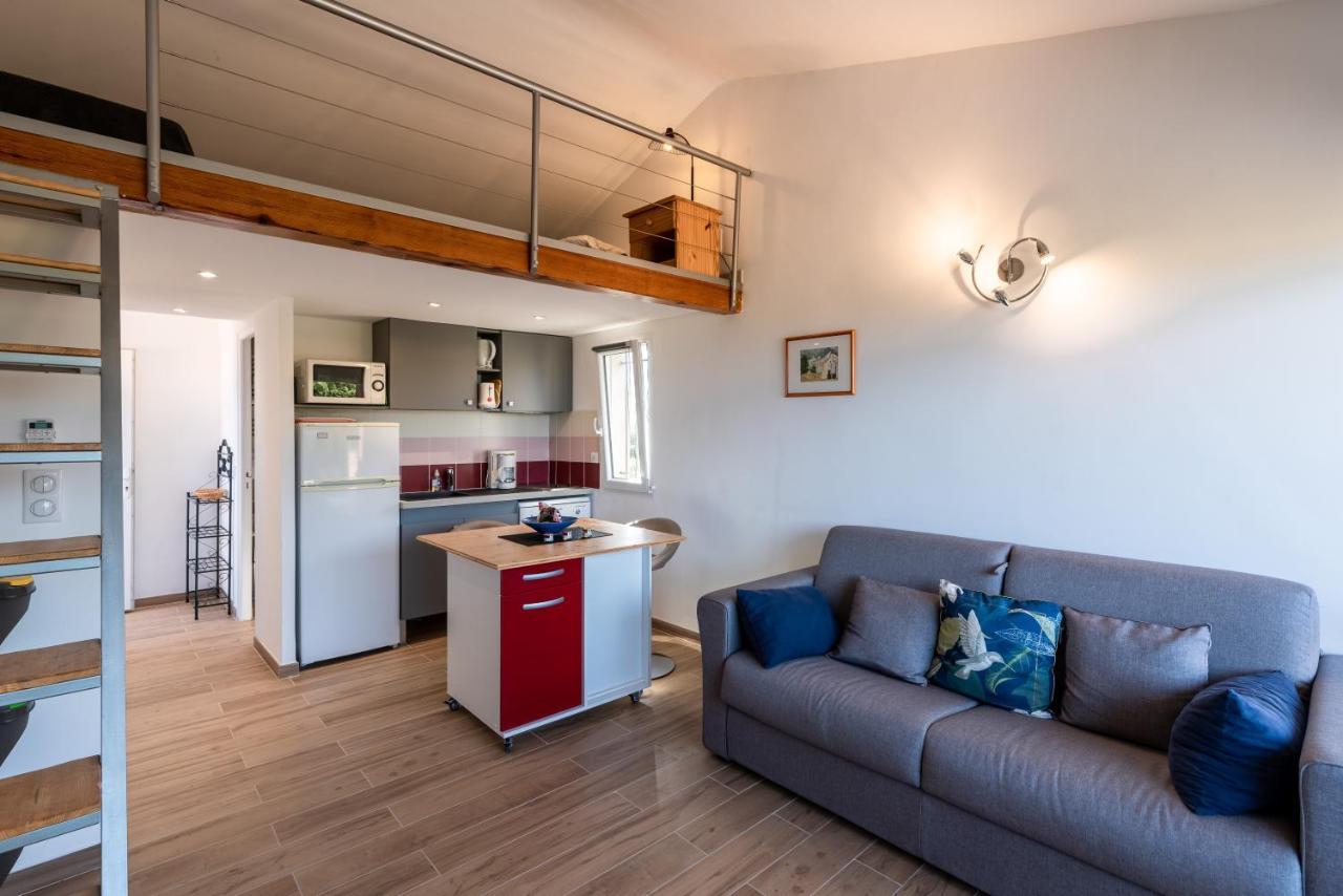 Ambroggio - Grand Studio Avec Mezzanine - Vue Mer Lumio  Bagian luar foto